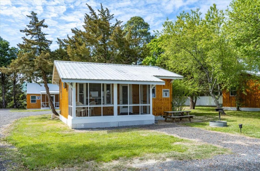 Beach Bum West-O Cabins